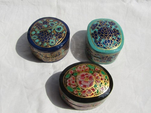2" Handmade Painted Paper Machie Box, Kashmir Paper mache Jewelry Box (Set of 3) - Picture 3 of 28