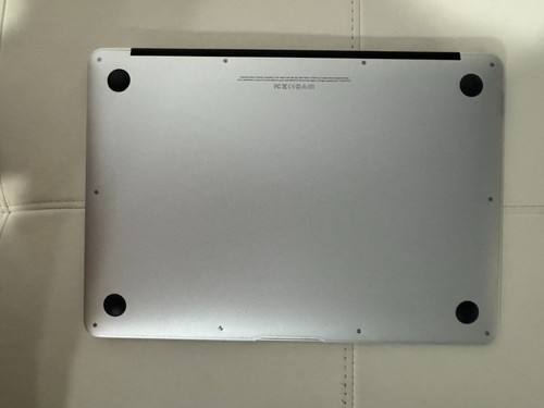 Laptop Apple MacBook Air 13" mediados de 2013 (i5 1,7 GHz/4 GB Ram/128 GB SSD) Office 2019 - Imagen 10 de 14