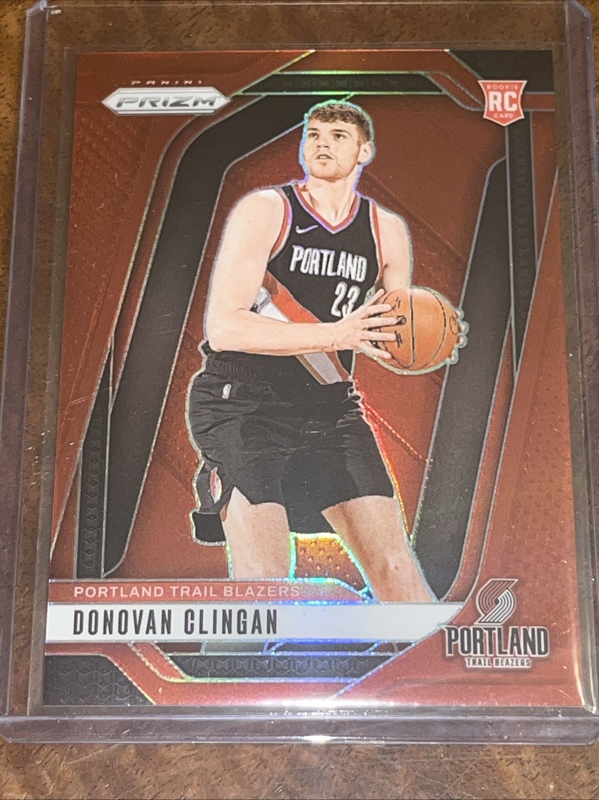2024-25 Panini Prizm Donovan Clingan #221 Red Prizm Rookie RC Blazers 029/299