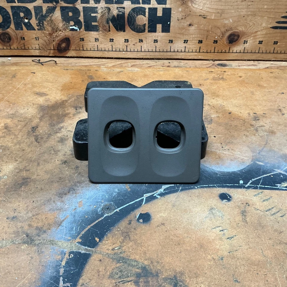 Panel de ajuste bisel inferior para tablero Ford Excursion F-250 F-350 bronceado YC35-78047A04-C Foto 3 de 3