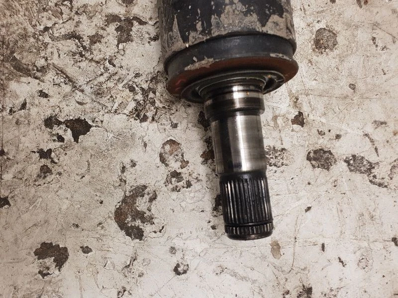 08-16 TOYOTA SEQUOIA SR5 RWD AT PASSENGER SIDE REAR AXLE SHAFT ASSEMBLY - Изображение 3 из 4