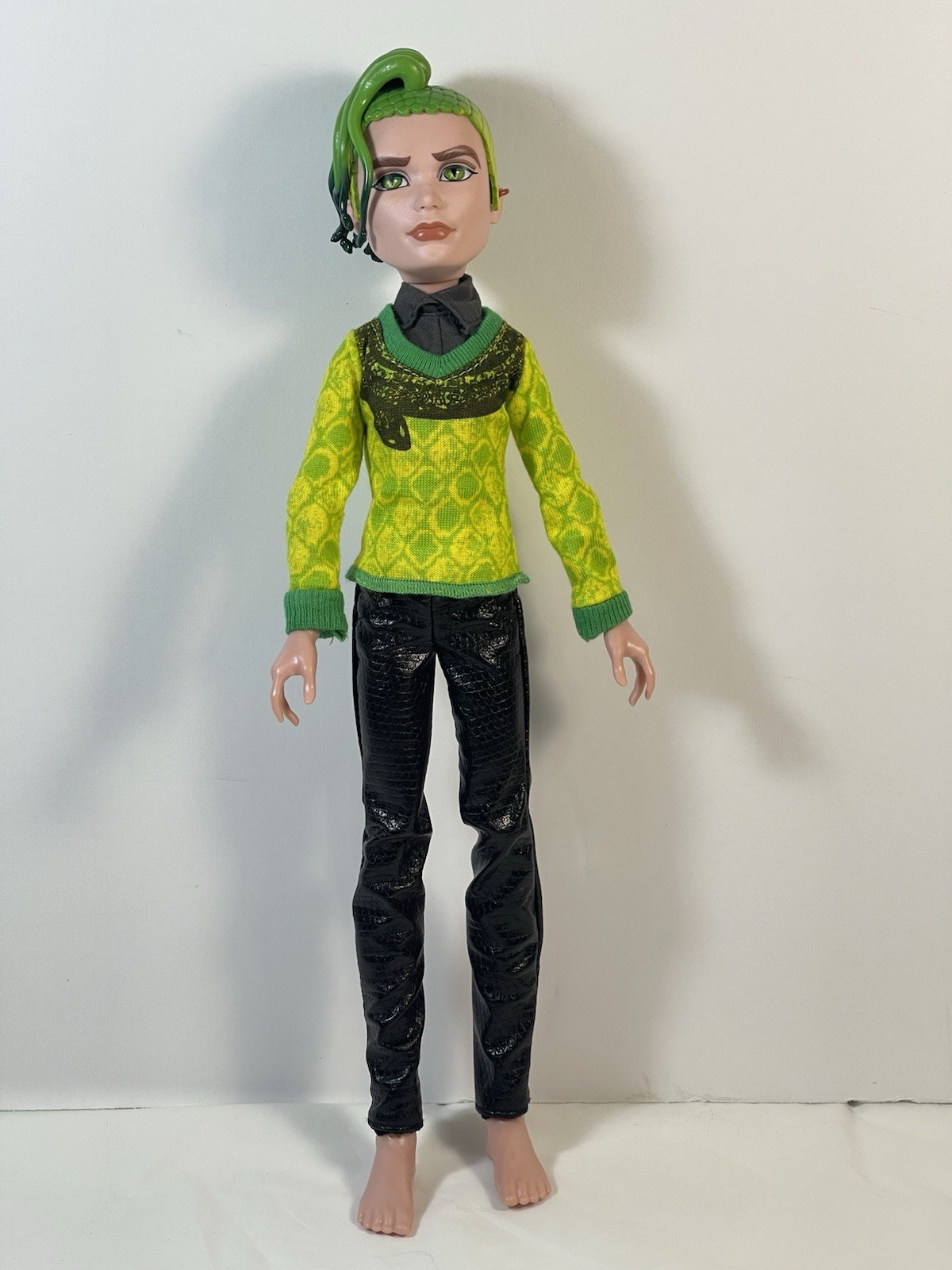 Monster High DEUCE GORGON Manster Doll  Boo York  Son of Med