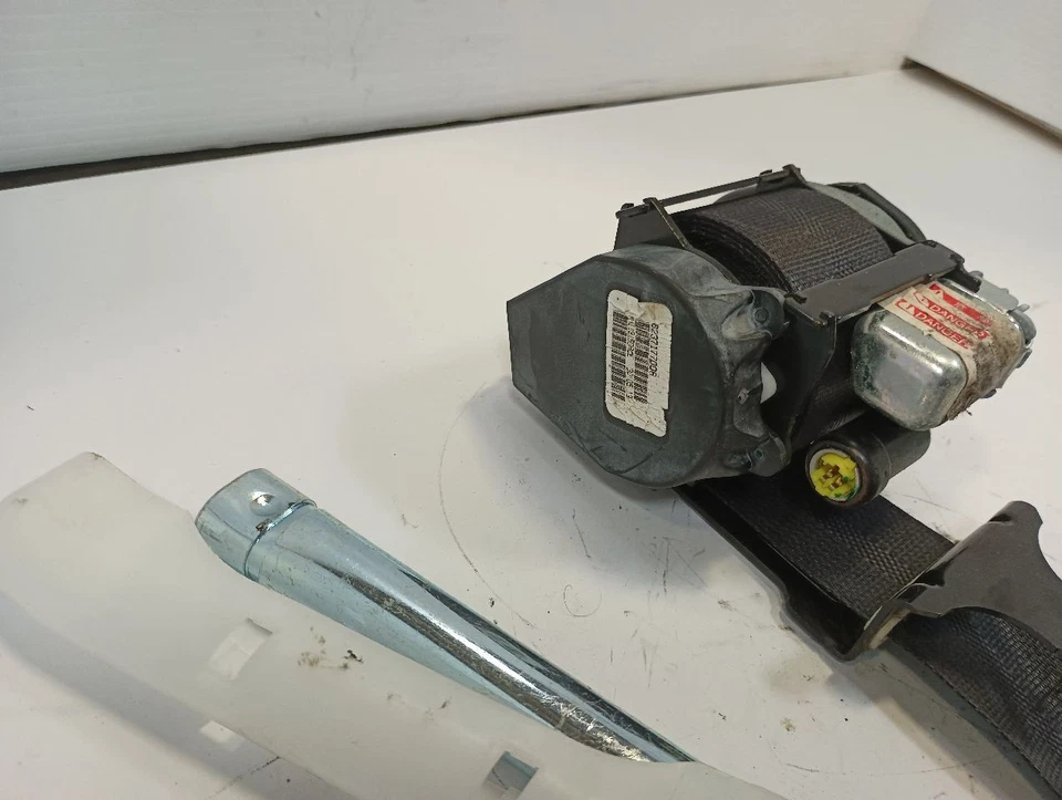 Retractor cinturón seguridad delantero izquierdo conductor negro de Nissan LEAF 11997013 2013 Foto 2 de 4