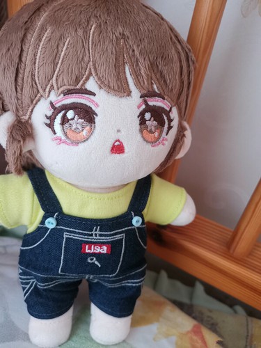 20cm KPOP NEGRO ROSA Peluche Bebé Doble Cola de Poní LISA Muñeca Juguete de Peluche + Ropa - Imagen 8 de 12