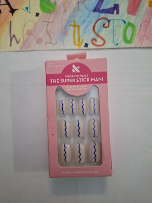 OLIVIA & JUNE PRESS-ONS NAILS SHORT THE SUPER STICK MANI