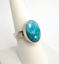Sterling Silver 925 Oval Turquoise Gemstone Hammered Band Ring M338