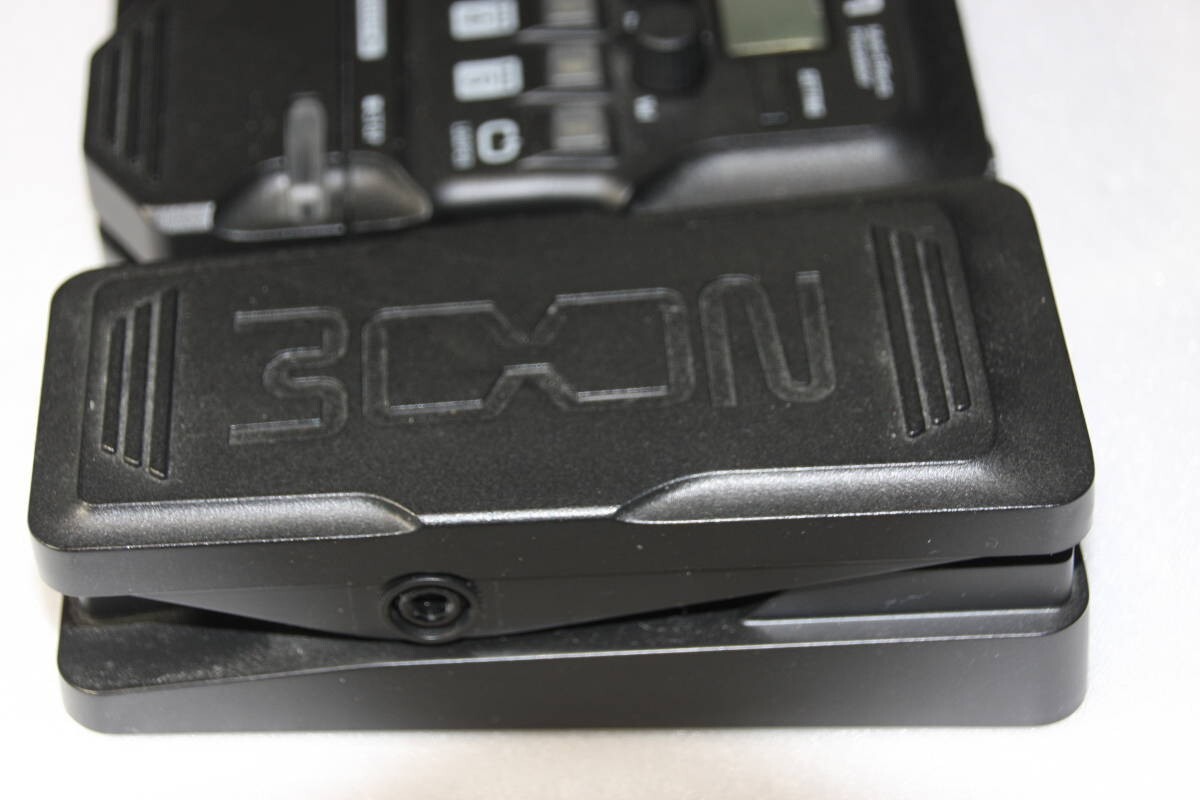 ZOOM G1X Four 箱付き Amazon.co.jp: ZOOM ズーム G1X FOUR ギター用マルチ