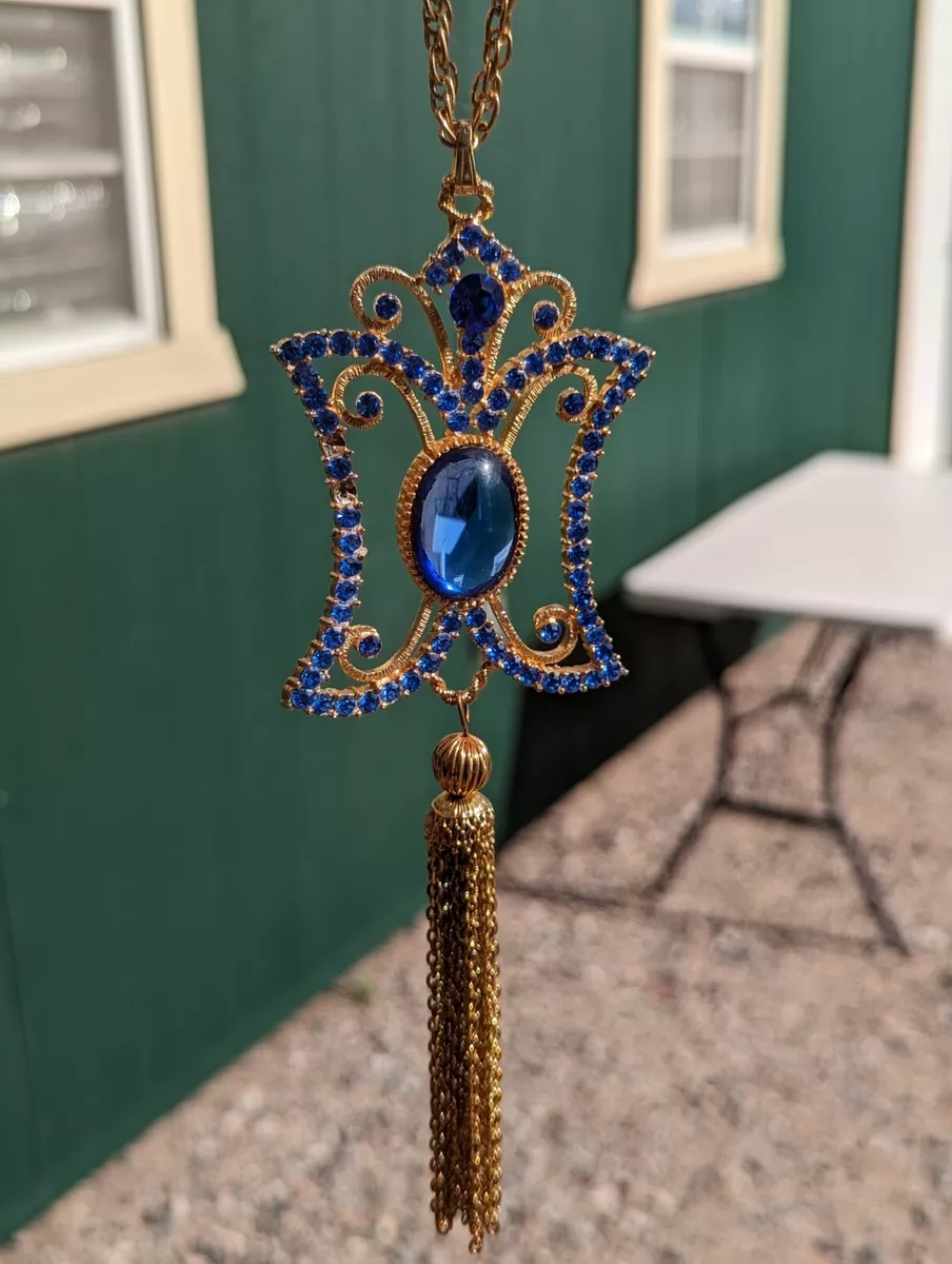 Big outlet gaudy necklaces