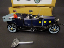 Paya Replika Auto mit Chauffeur im Karton, aus Sammlungsaufl&ouml;sung, ca. 17 cm