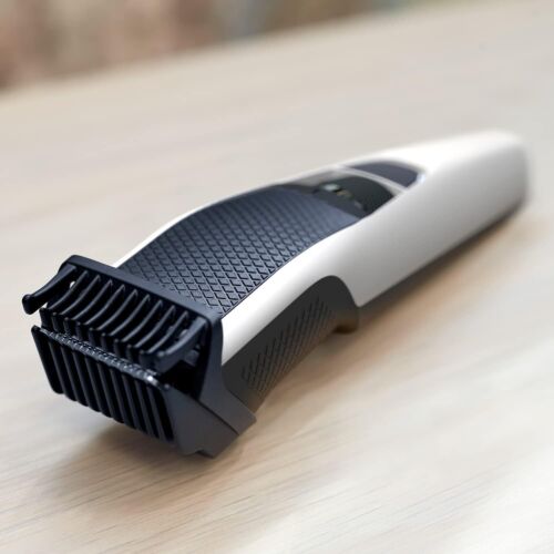 Philips Taglia capelli E Barba Professionale Rasoio Elettrico 10 Altezze Taglio - Foto 3 di 16