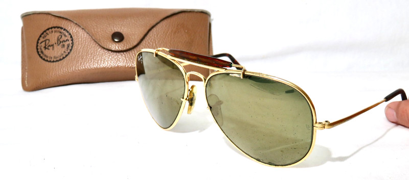 B&L Bausch & Lomb Ray Ban USA Diamond Hard Sunglasses 62-14 Gold Aviator frame