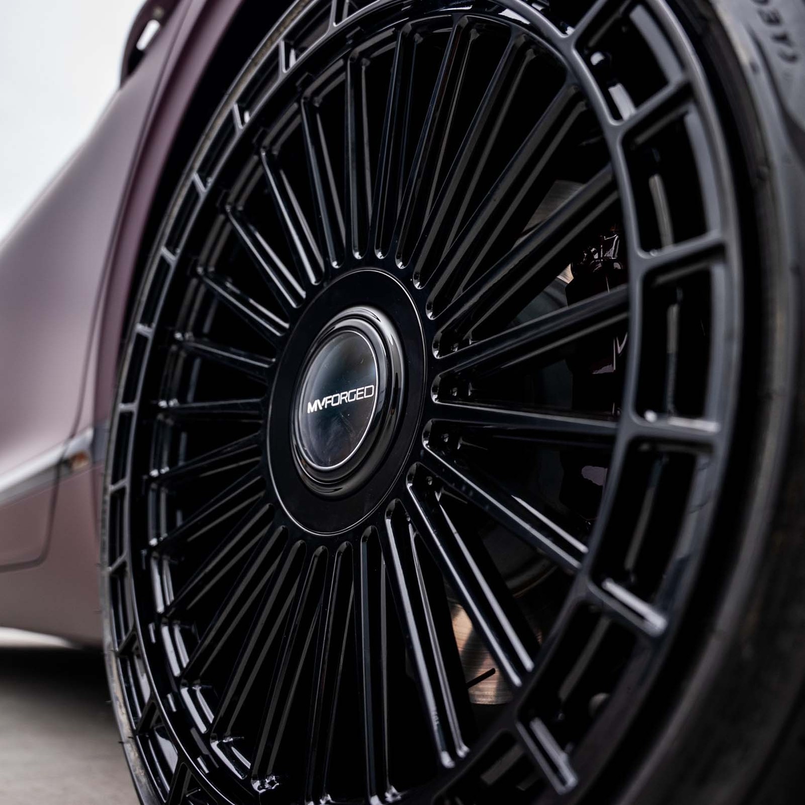 Bentley Continental Front Wheel Black