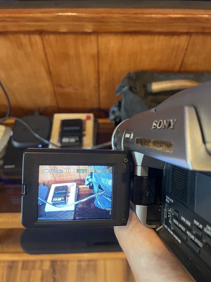 Sony Handycam DCR-TRV110 Digital-8, DV Camcorder for sale