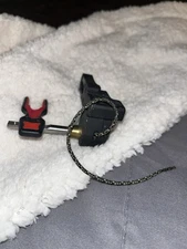 Rip cord Drop-Away Rest