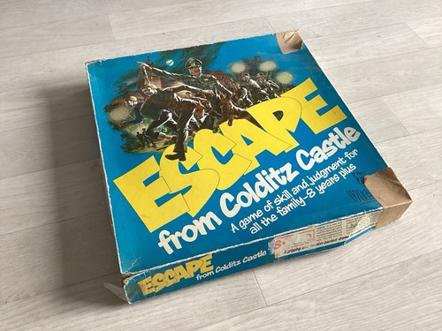 Escape from Colditz Castle 1972 vintage game - Picture 1 of 7