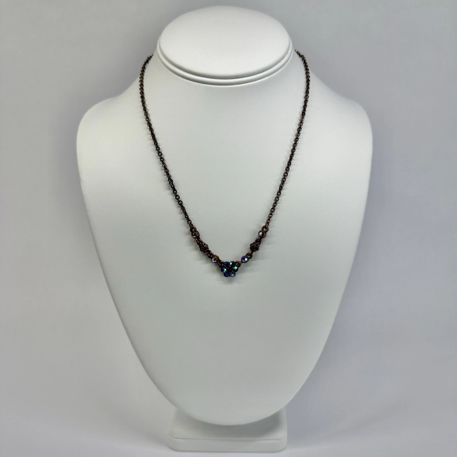 1928 Floral Faceted Crystal Art Deco Dainty Gold Tone Vintage Necklace N702