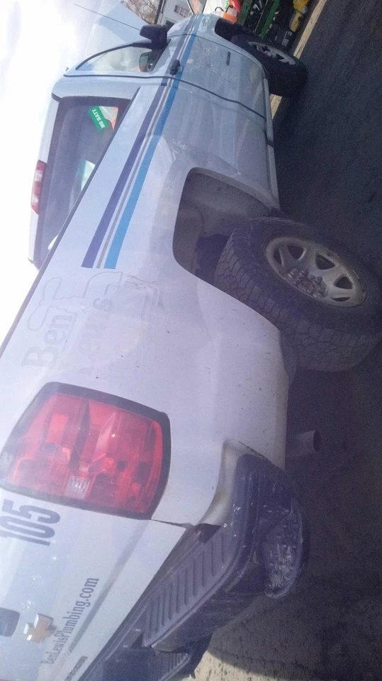 Motor de limpiaparabrisas usado para: camioneta Chevrolet Silverado 1500 2016 grado A Foto 4 de 4