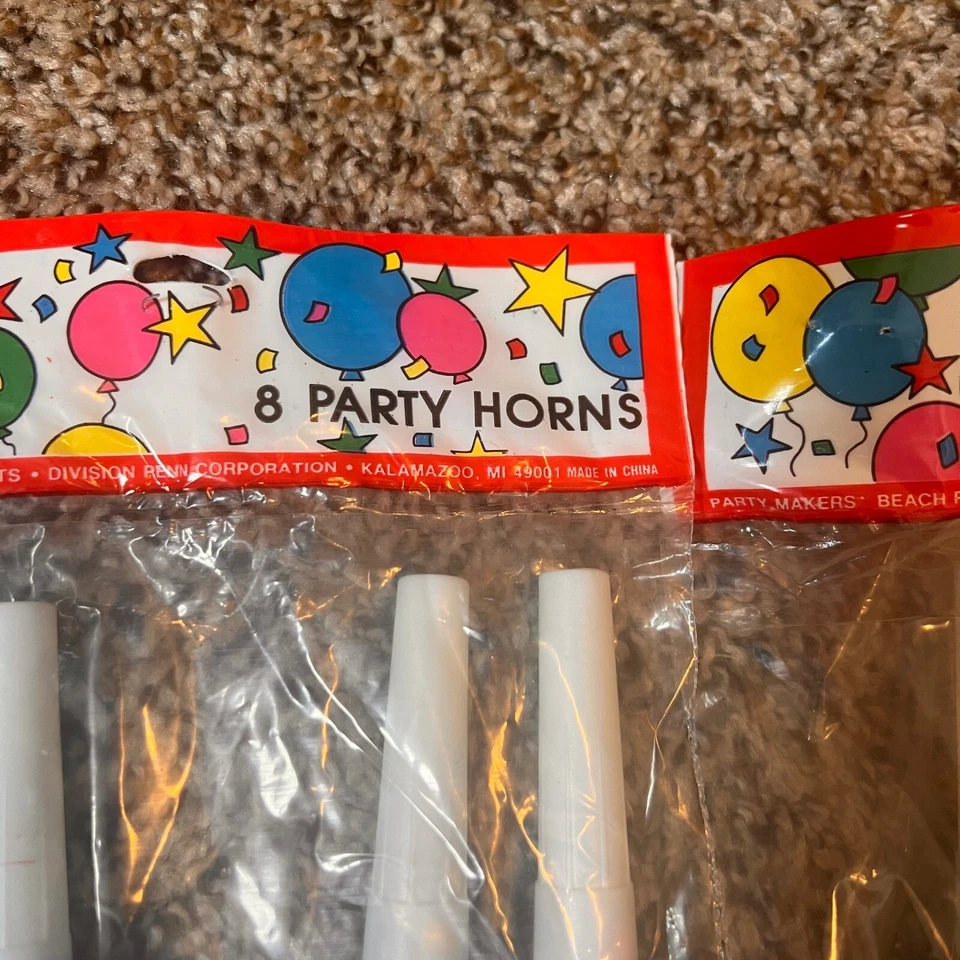 复古派对喇叭 8 个生日快乐心形庆典噪音制造者儿童 — 第 2/3 张图片