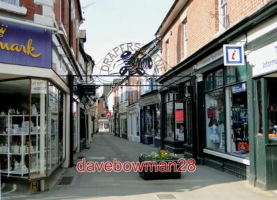 PHOTO  DRAPERS LANE LEOMINSTER LOOKING FROM THE CORN SQUARE END. 2010