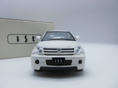 1:24 Toyota first ist Scion xA color sample mini car White Diecast