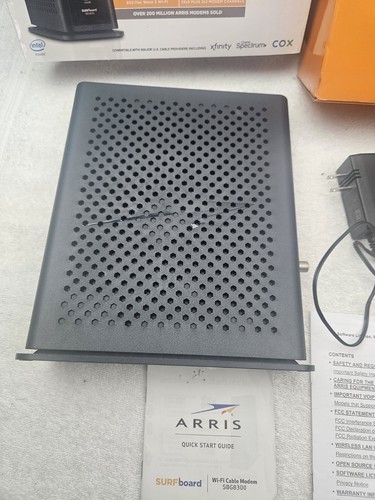 ARRIS SURFBOARD SBG8300 DOCSIS 3.1 CABLE MODEM PLUS WIFI ROUTER NICE - Picture 3 of 9