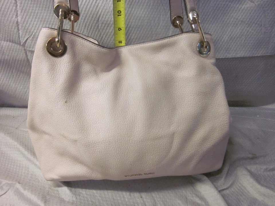 Bolso de Hombro Grande Michael Kors Raven Guijarro Cuero Dorado Rosa Suave Foto 3 de 4