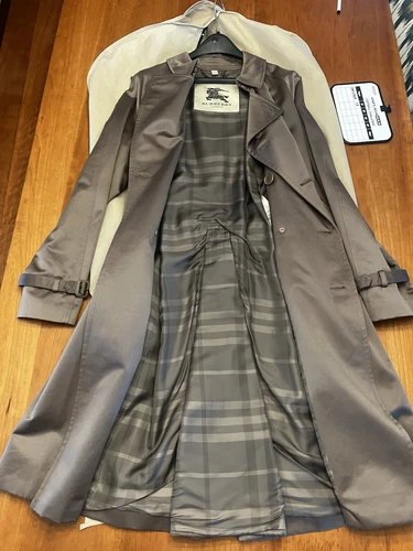 Trench coat Burberry nuovo Made in Italy uomo taglia 50