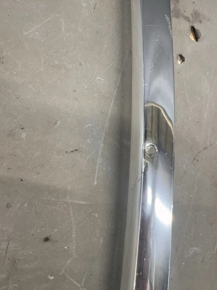 1965 1966 庞蒂亚克大奖赛 Starfire Deville 2 门 Hdtp 后窗装饰 — 第 3/4 张图片