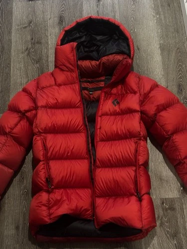 Black Diamond Down Puffer Jacket Red Men's Medium  Winter Jacket - product listing photo