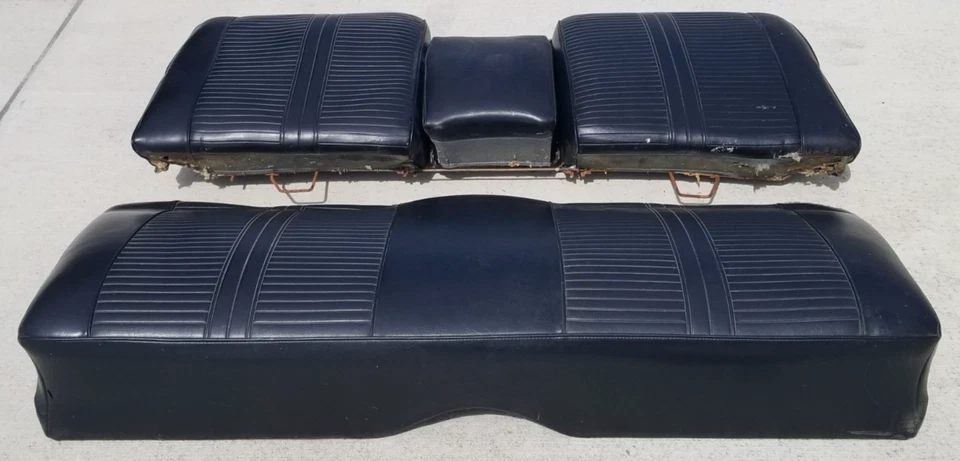 Asiento trasero parte Pontiac Grand Prix 1963 y Bonneville Foto 3 de 4