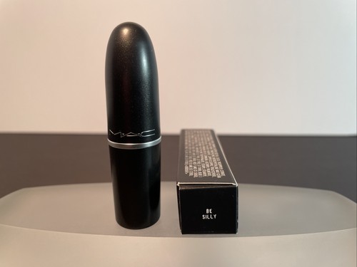 MAC Matte Lipstick BE SILLY nuovo in scatola 0,10 once / 3 g fuori produzione Med Fucshia - Foto 4 di 5