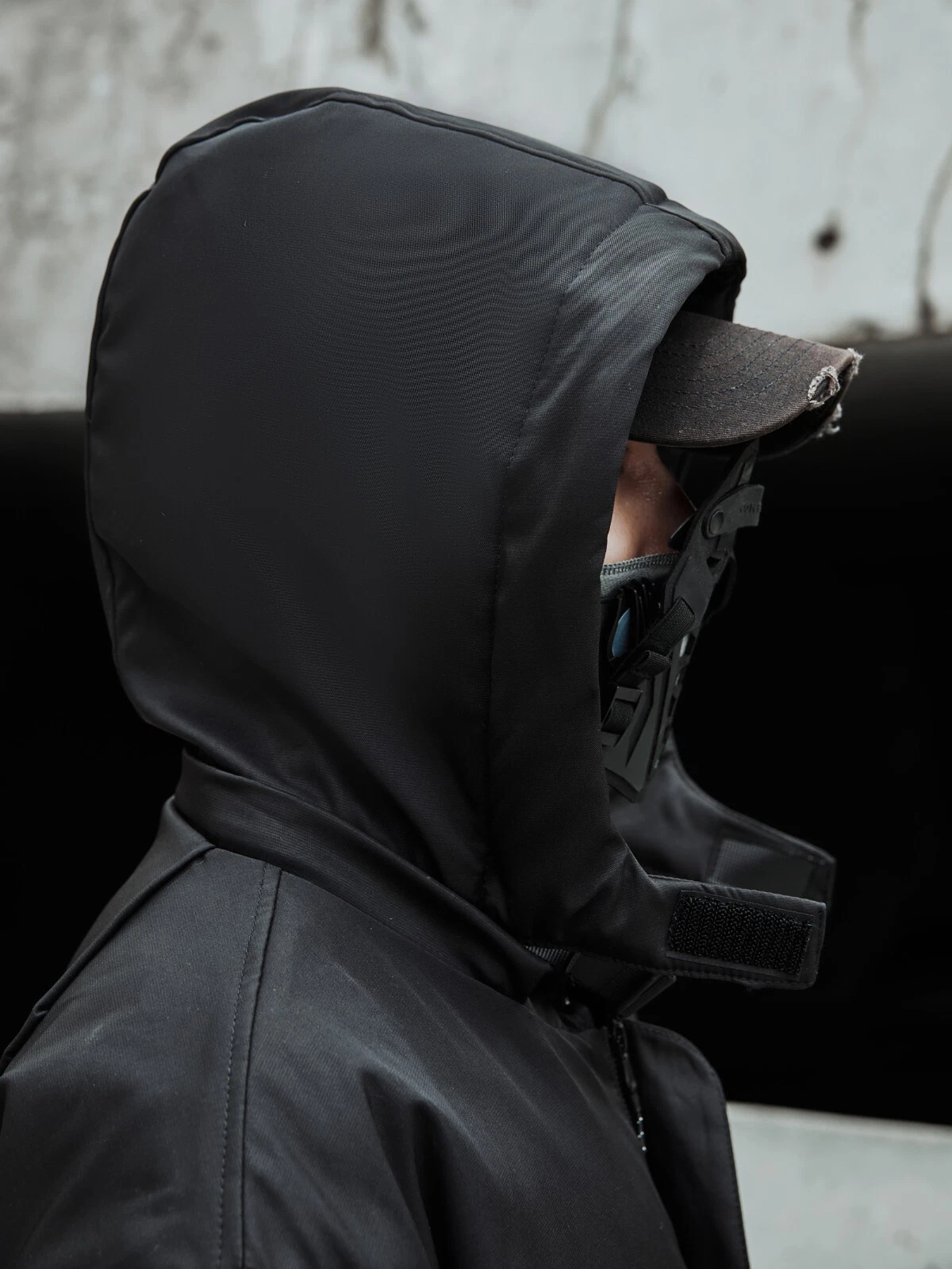 Niepce Japanese Streetwear Winter Parka Jacket with Strap Casual Techwear Coat image 13
