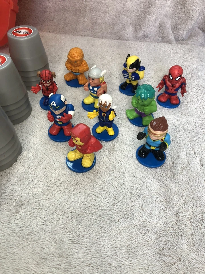 Marvel Spider-Man & Friends 10 Figure 3D Memory Match-Up Game 2005 Missing 1 Cup - Image 2 of 4