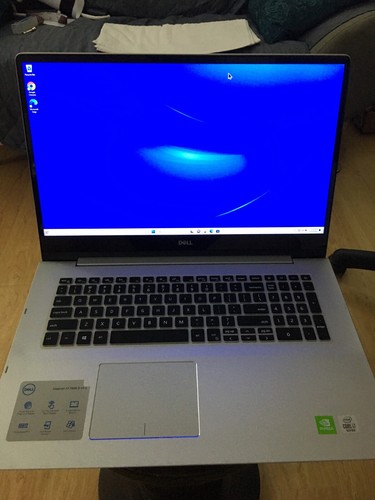 Dell Inspiron 7791 2 in 1, 17,3"QHD TOUCH i7-10510U 2,30GHz✔32GB RAM✔512GB SSD