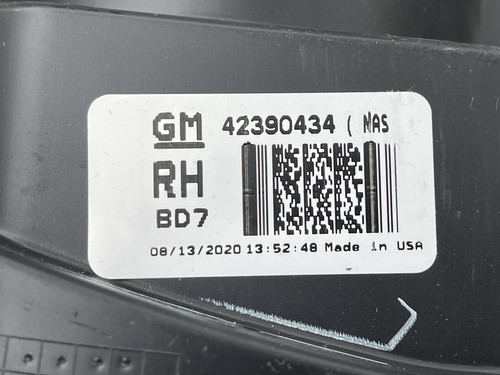 Chevrolet Sonic Right Headlamp Assembly 42390434 2012-15 New Genuine - Picture 8 of 9