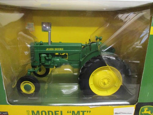 2012 SpecCast John Deere Model MT Toy Tractor, 1/16 Scale, NIB - Picture 4 of 7