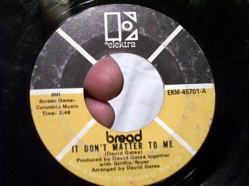 BREAD CALL ON ME & IT DON'T MATTER TO ME 45 ELECTRA RECORDS EKM-45701 - Picture 3 of 4