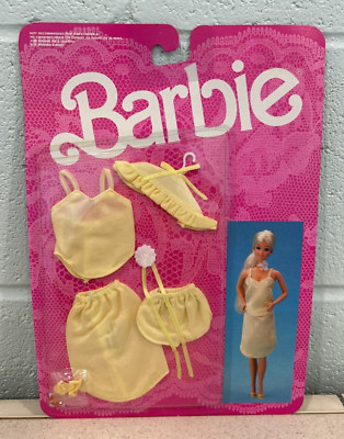 Vintage 1986 Barbie Fancy Frills Lingerie Yellow Set Mattel #3183