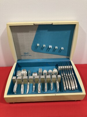 1847 Rogers Bros FLAIR Pattern IS Silverplate 49 Piece Set