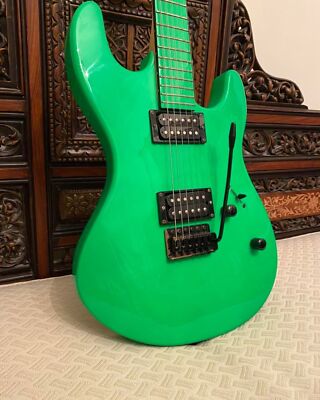 さらに値下げ！超レア物！？　DEAN （KOREA）V79 CUSTOM Dean Z-X Right-Handed Electric Guitar - Chinese Made 2016