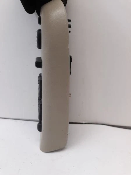 Interruptor de puerta delantera del conductor maestro del conductor se adapta a 00-02 SUBURBAN 1500 76080 Foto 3 de 4