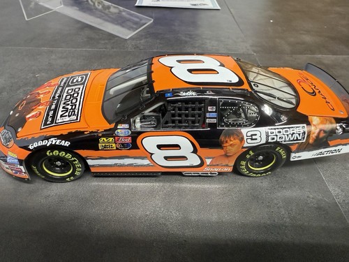 2003 Tony Stewart 3 Doors Down 1/24 Color Chrome RFO - Picture 4 of 5