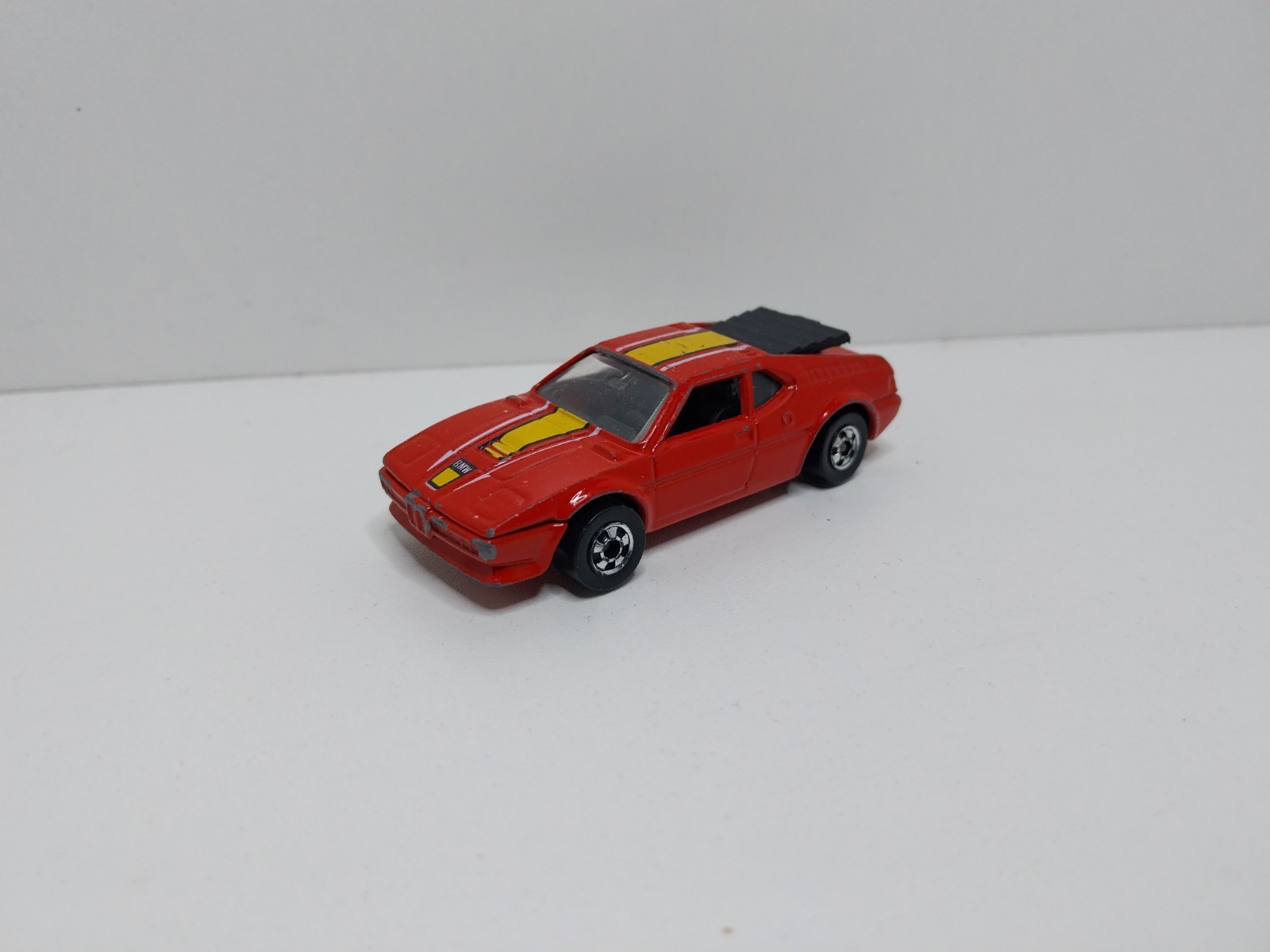 Foto 1 di 7