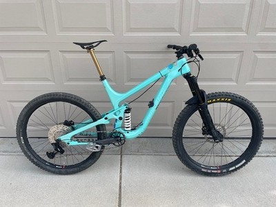 2021 Ican P9 Carbon Enduro (Large) w/ DVO Onyx, Cane Creek