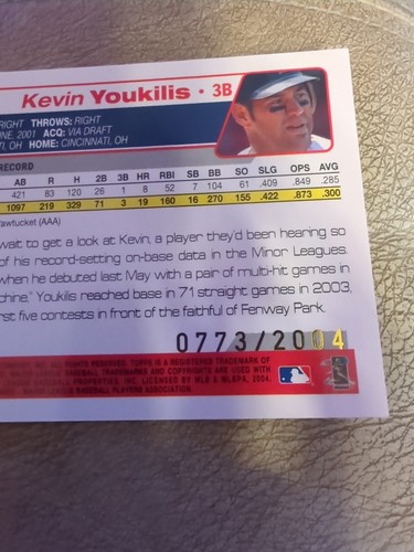 2004 Topps Traded Gold T100 Kevin Youkilis Red Sox /2004 - Bild 3 von 3