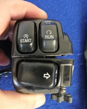 Genuine Harley Davidson Dyna Softail RIGHT Handlebar Control Switches 2007-2010