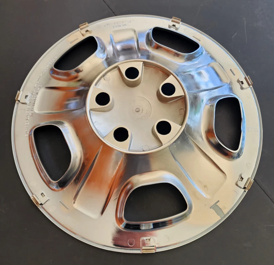 单 2002 - 2007 年 JEEP 自由 16 英寸铬合金轮毂皮肤 IMP40X — 第 4/4 张图片