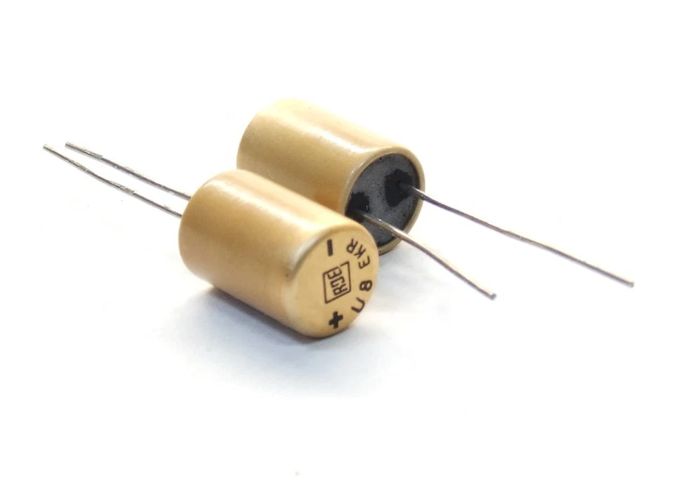 4x ROE Roederstein 10uF 10µF 63V EKR-Series Radial Capacitor / Kondensator 5mm - Bild 1 von 1