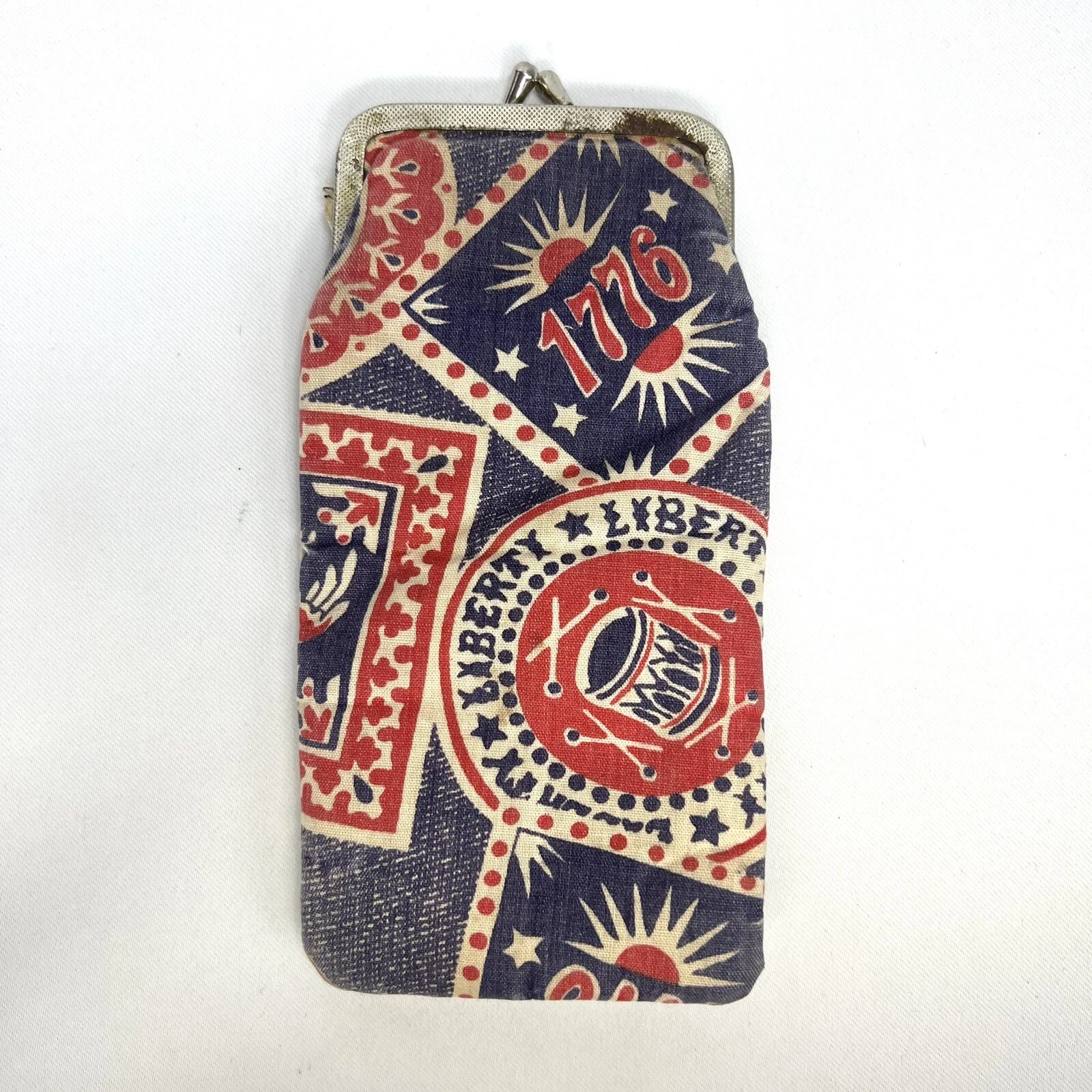 VTG 'Optical Fashion by Rosanne' Eyeglasses Soft Cigarette Case Patriotic 7” SEE