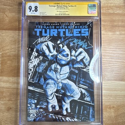 IDW Teenage Mutant Ninja Turtles #3 (2024) CGC 9.8 Signed Mike Mayhew NYCC